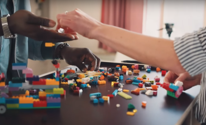 Co Creation Lego Prototyping Zusammenarbeit