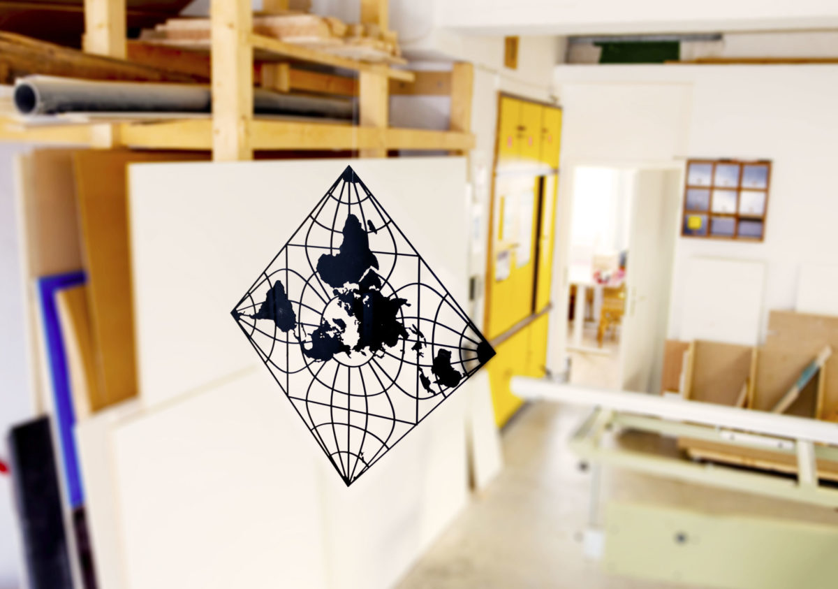 Read more about the article Eine Weltkarte von weserholz Teil 2 – Eine Analyse der Peirce Quincunx Projektion aus gestalterischer Sicht